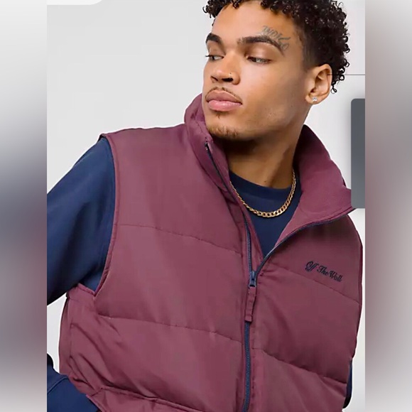 VANS PUFFER VEST OFF THE WALL NWT $90 TIMBERED 4 POCKET SNAP MAROON MEDIUM /L - Picture 2 of 13